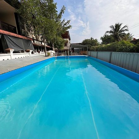 Vongprachan Backpackers Hostel Luang Prabang Exterior photo