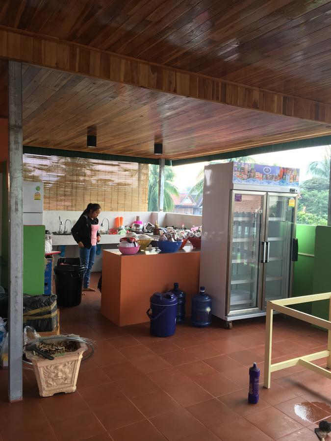 Vongprachan Backpackers Hostel Luang Prabang Exterior photo